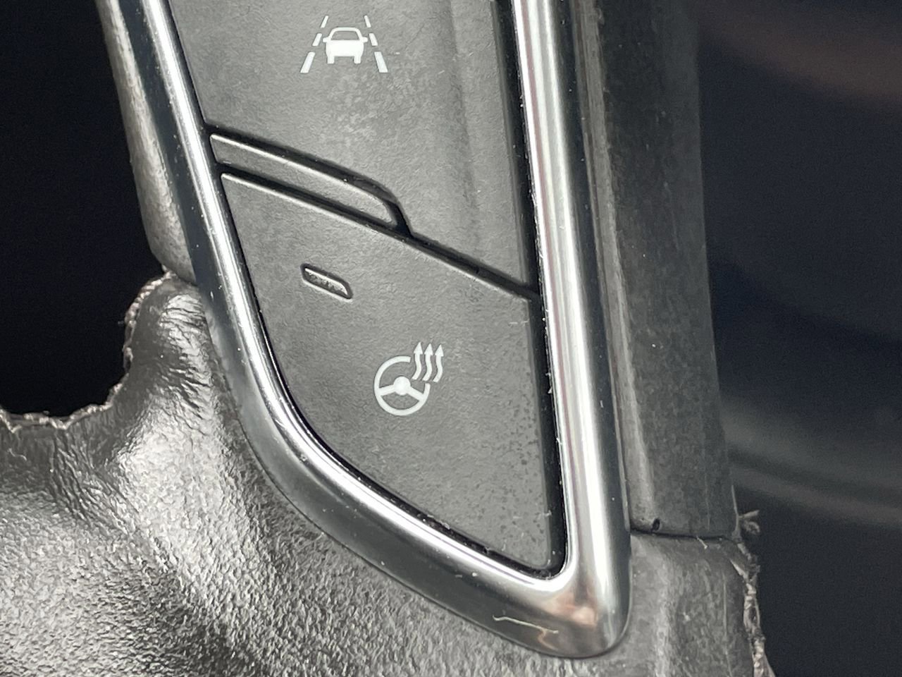 Thumbnail: 2022 Cadillac XT5 - 23