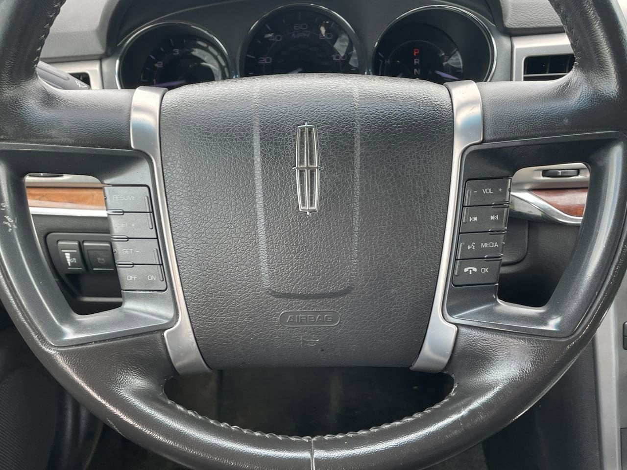 Thumbnail: 2012 Lincoln MKZ - 10