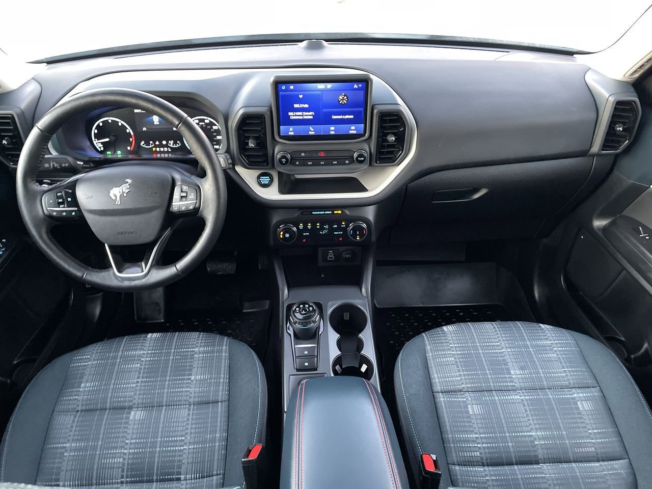 Thumbnail: 2023 Ford Bronco Sport - 21