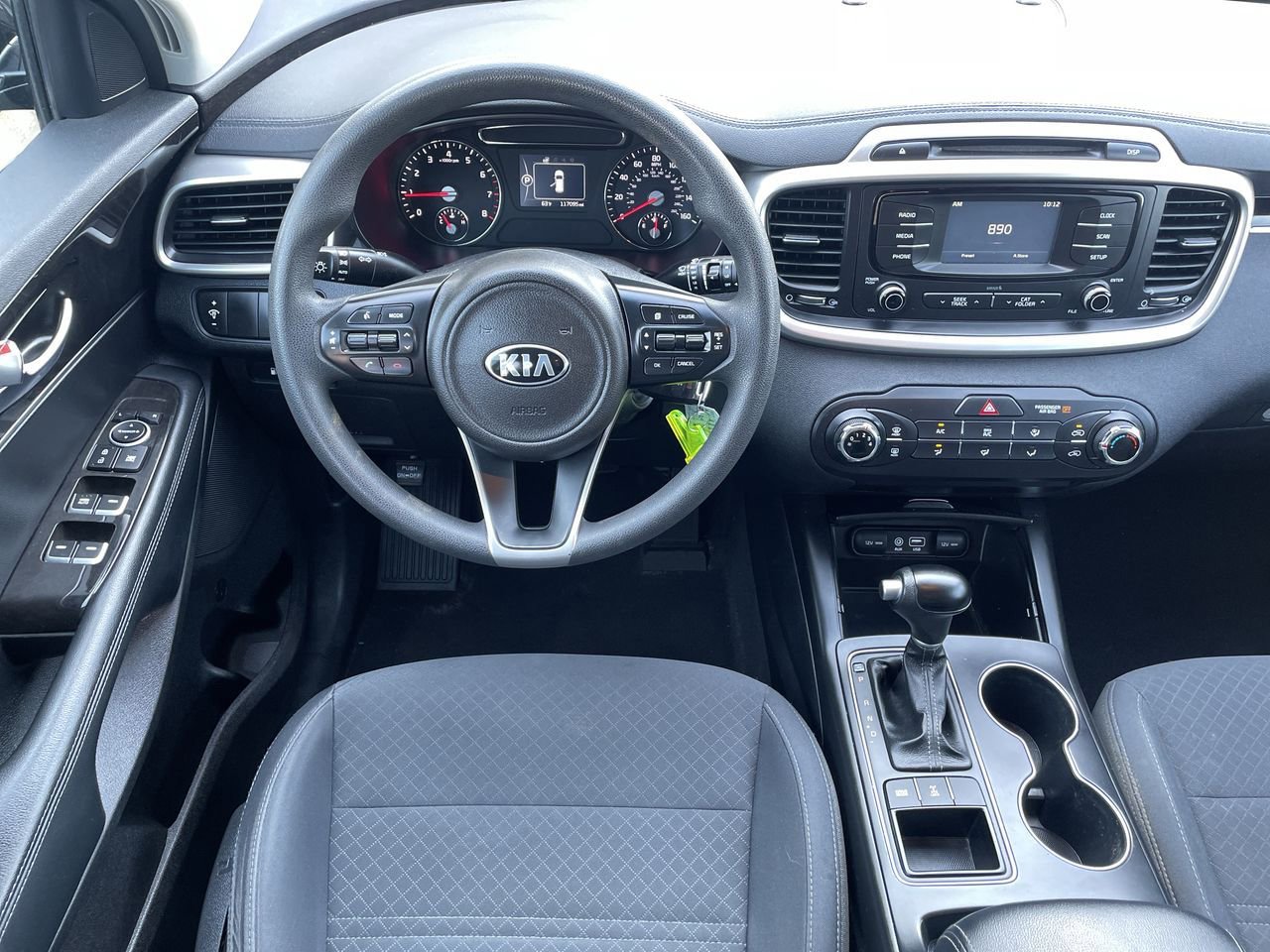 Thumbnail: 2018 Kia Sorento - 11