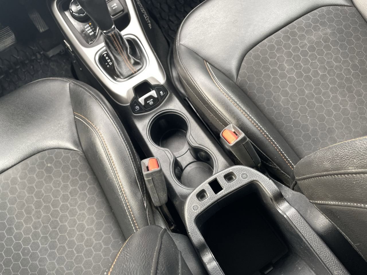 Thumbnail: 2019 Jeep Compass - 21