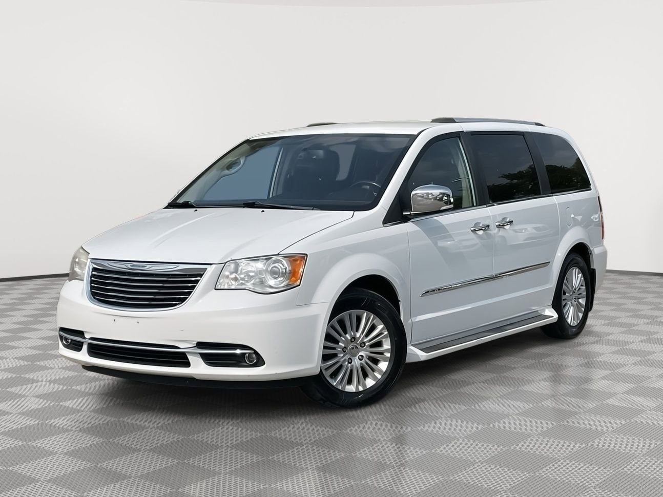 2014 Chrysler Town & Country  -
                  Plymouth, MI