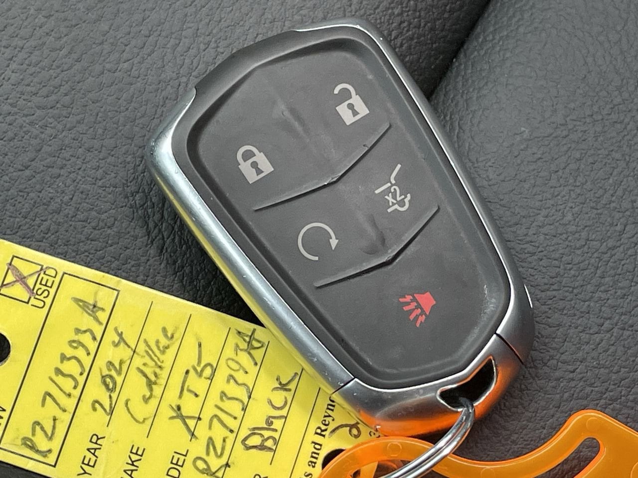 Thumbnail: 2024 Cadillac XT5 - 30