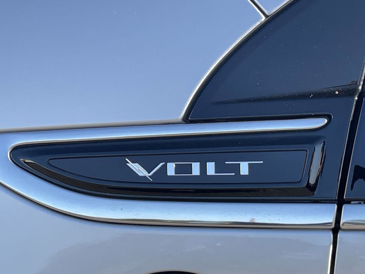 Thumbnail: 2011 Chevrolet Volt - 36