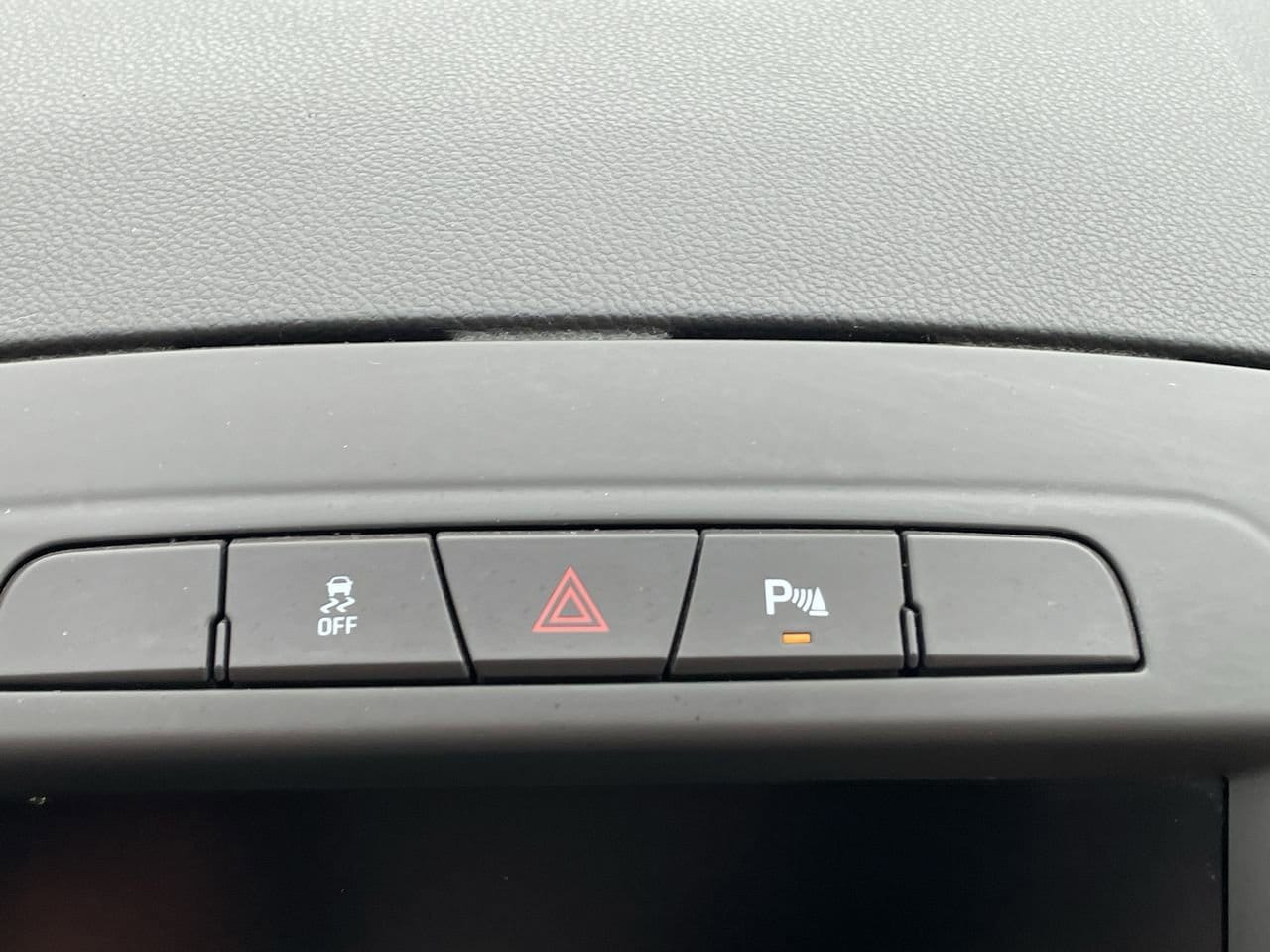 Thumbnail: 2014 Buick Regal - 28