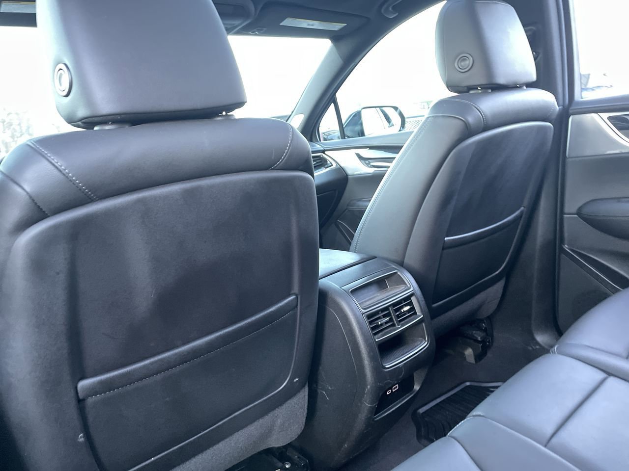 Thumbnail: 2020 Cadillac XT5 - 20