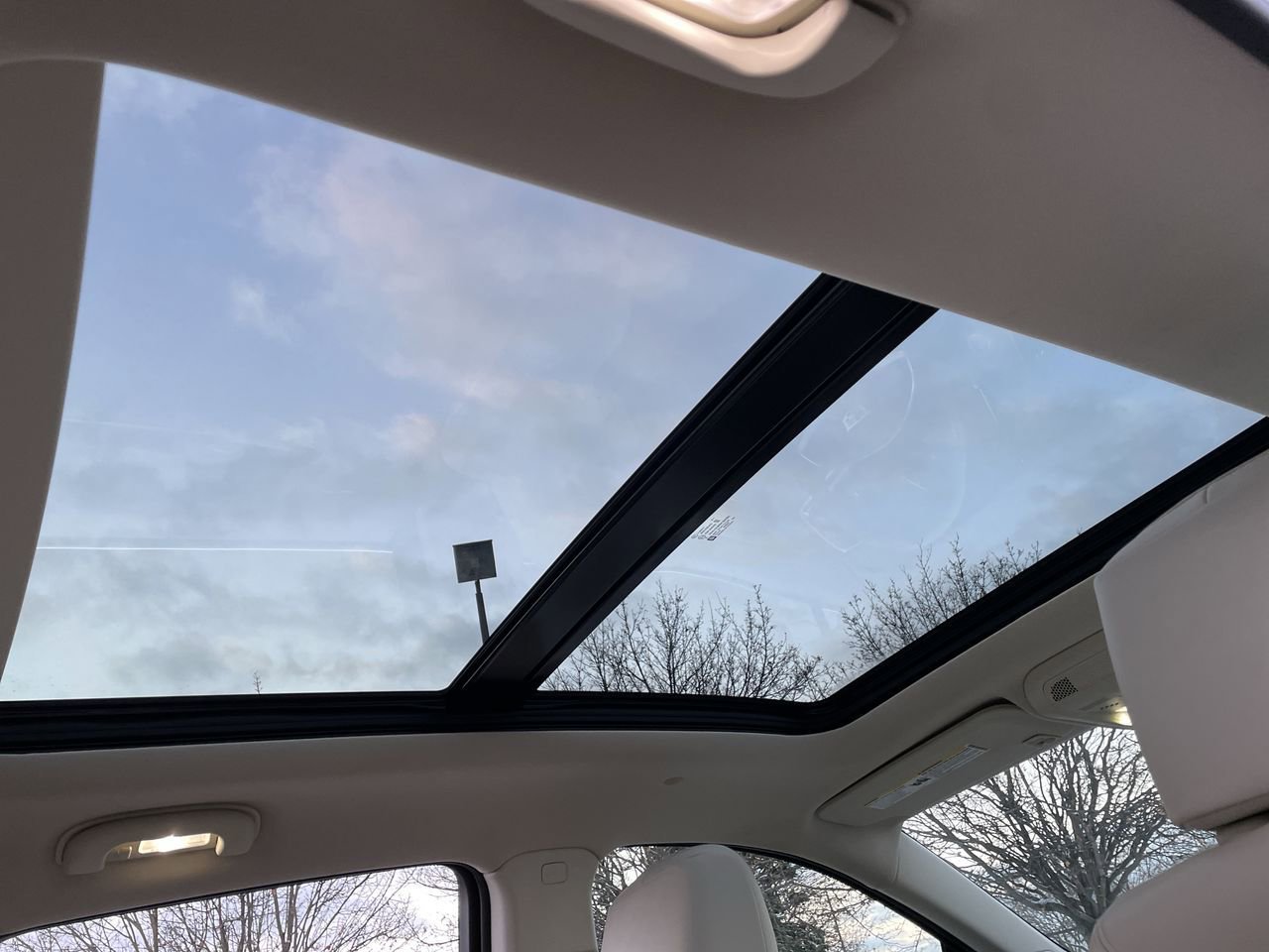 Thumbnail: 2023 Cadillac XT5 - 21