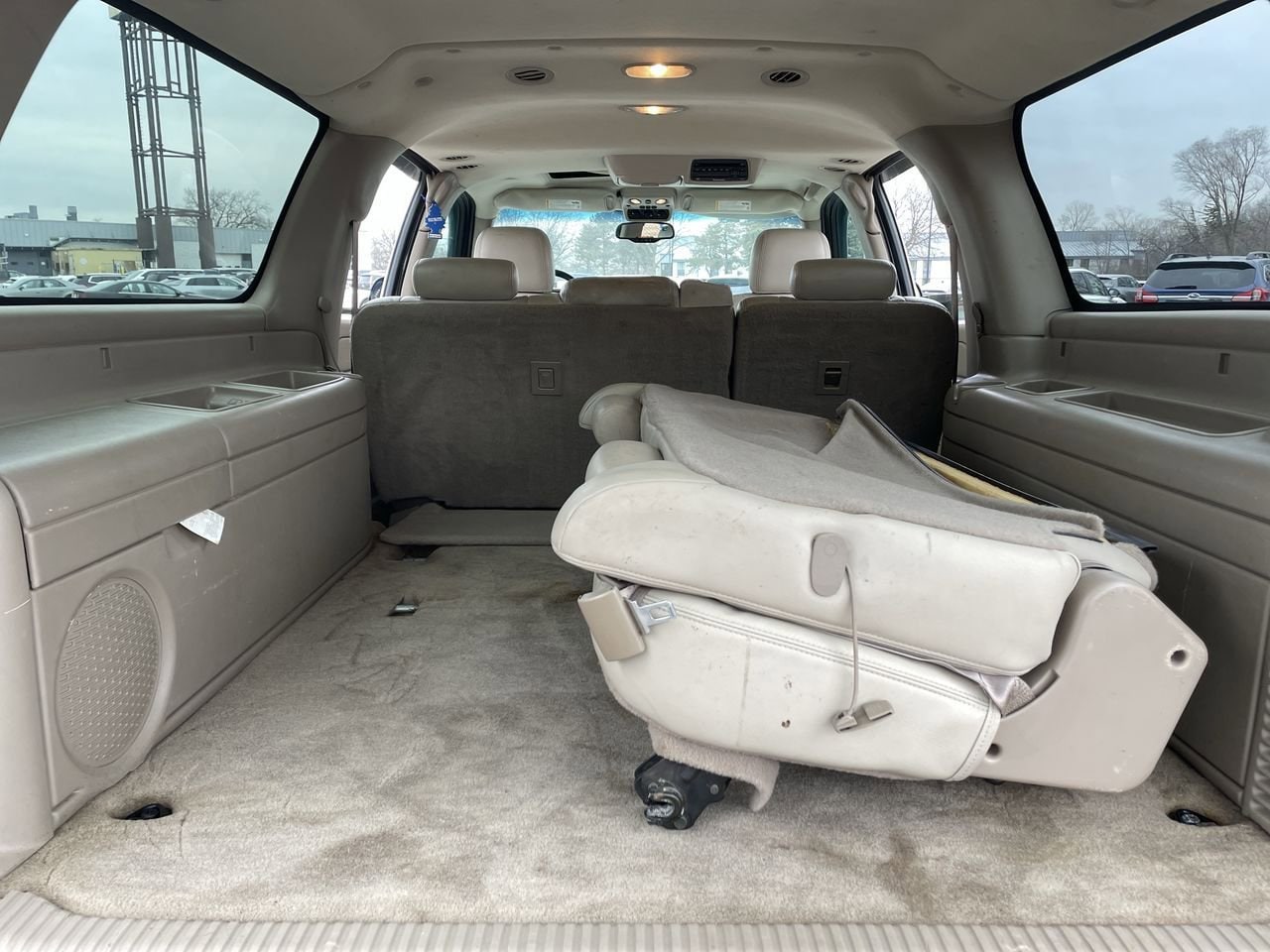 Thumbnail: 2005 Chevrolet Suburban - 17