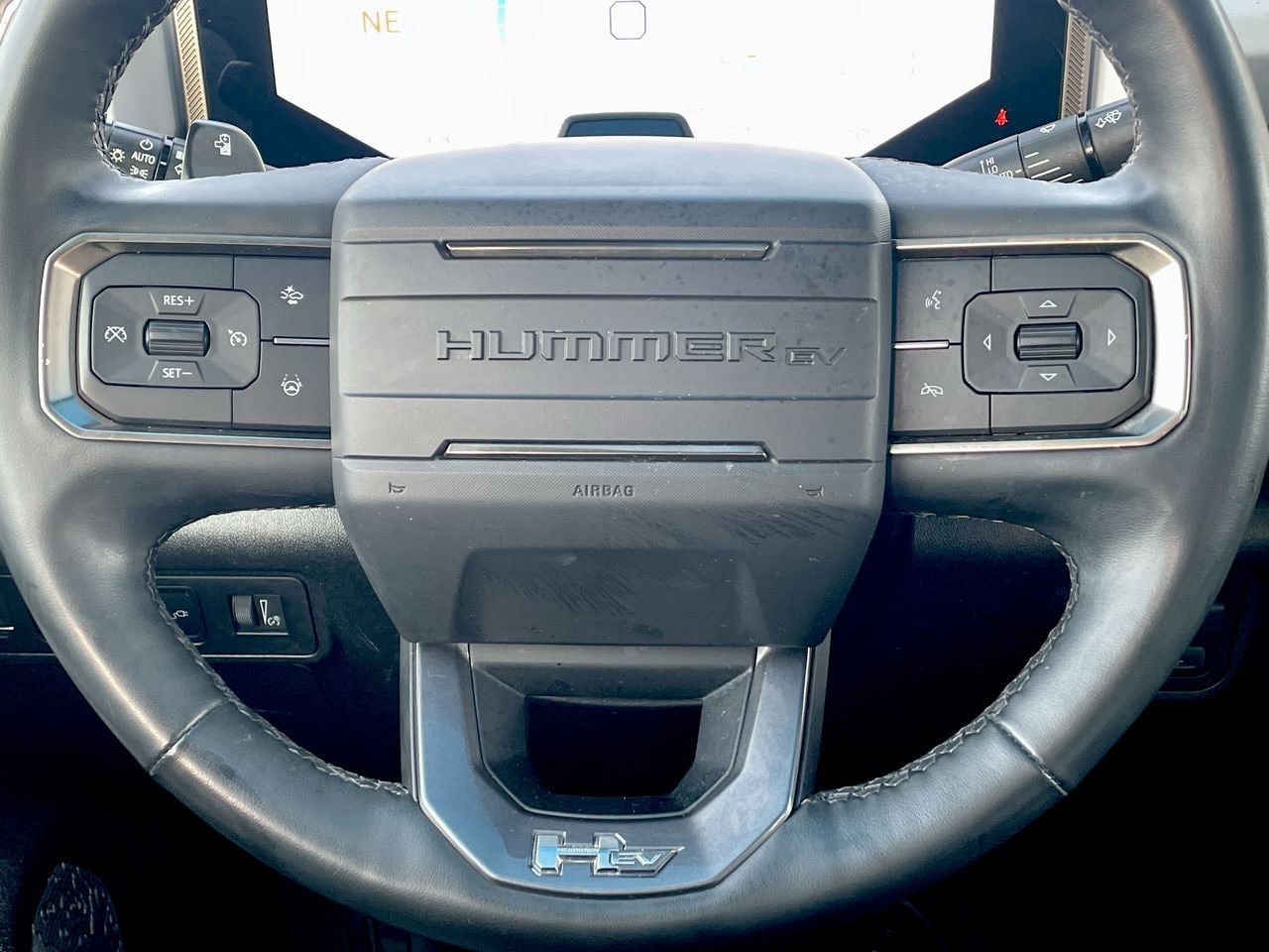 Thumbnail: 2022 GMC Hummer EV - 10