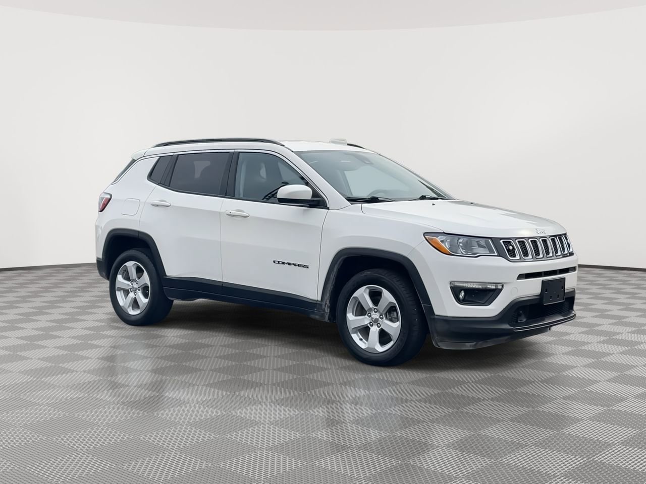 Thumbnail: 2019 Jeep Compass - 9