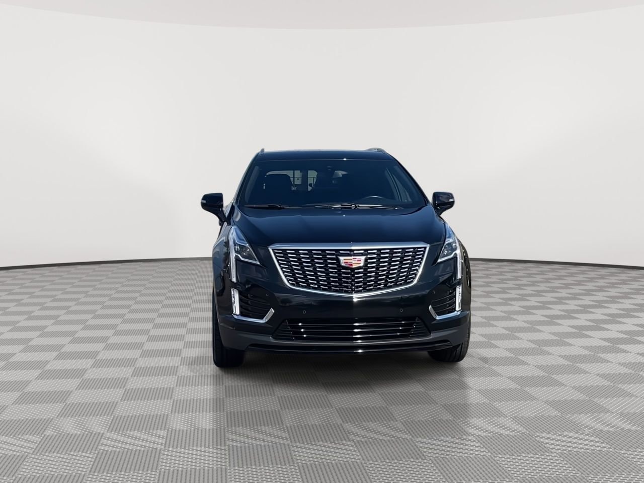 Thumbnail: 2024 Cadillac XT5 - 3