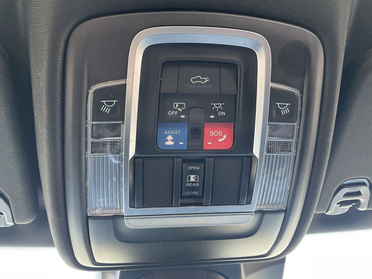 Thumbnail: 2021 RAM 1500 - 32