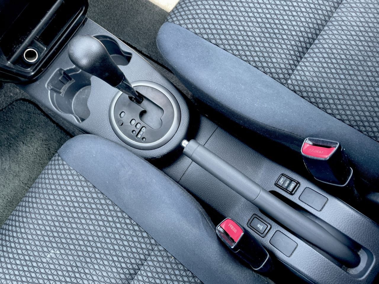 Thumbnail: 2013 Suzuki SX4 - 21