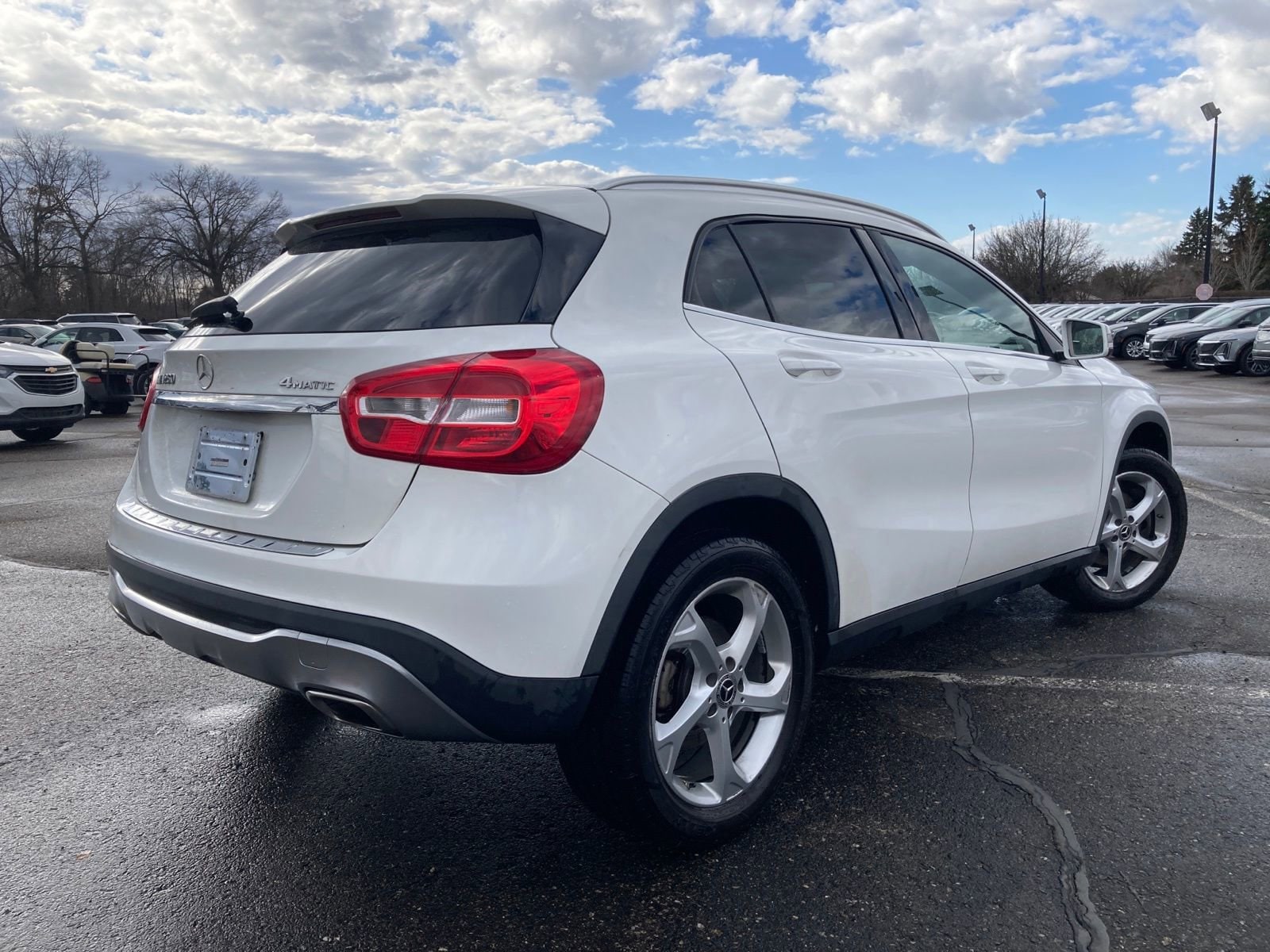 Thumbnail: 2020 Mercedes-Benz GLA - 2