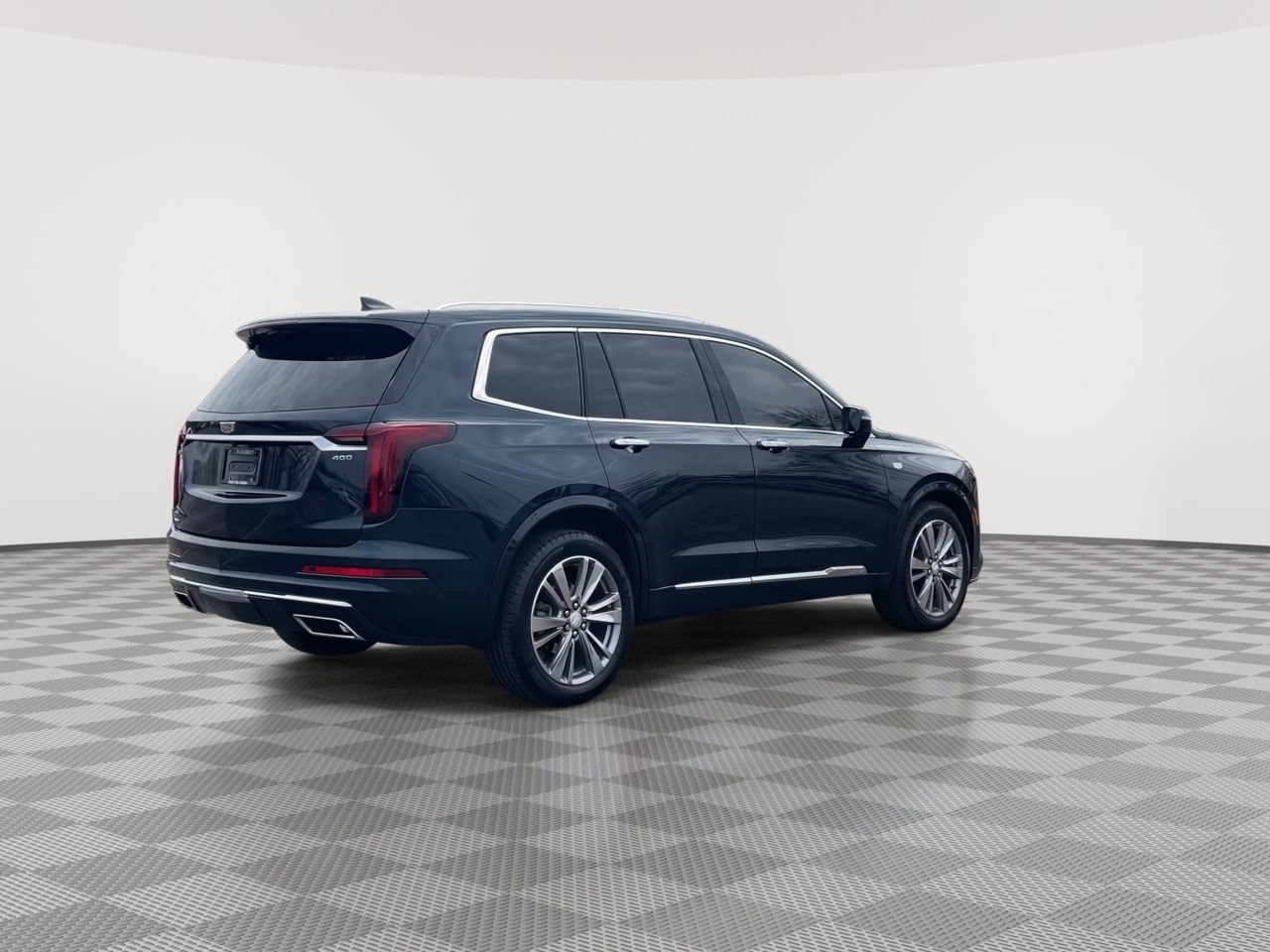 Thumbnail: 2024 Cadillac XT6 - 8