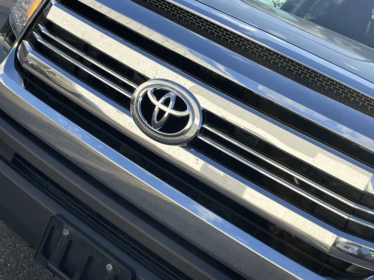 Thumbnail: 2017 Toyota Tundra - 33