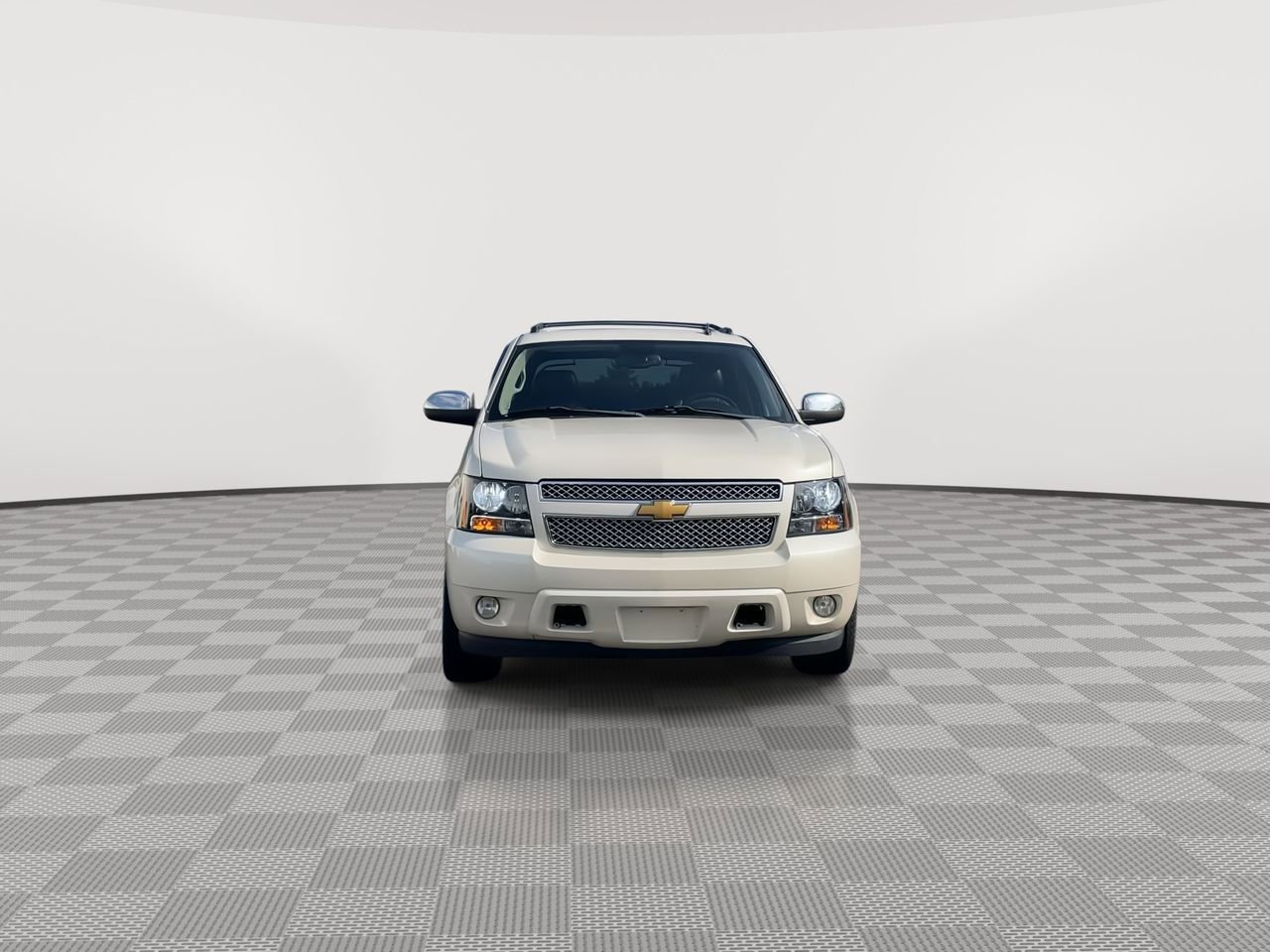2013 Chevrolet Avalanche LTZ photo 3