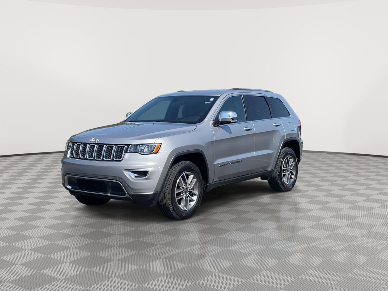 Thumbnail: 2019 Jeep Grand Cherokee - 4