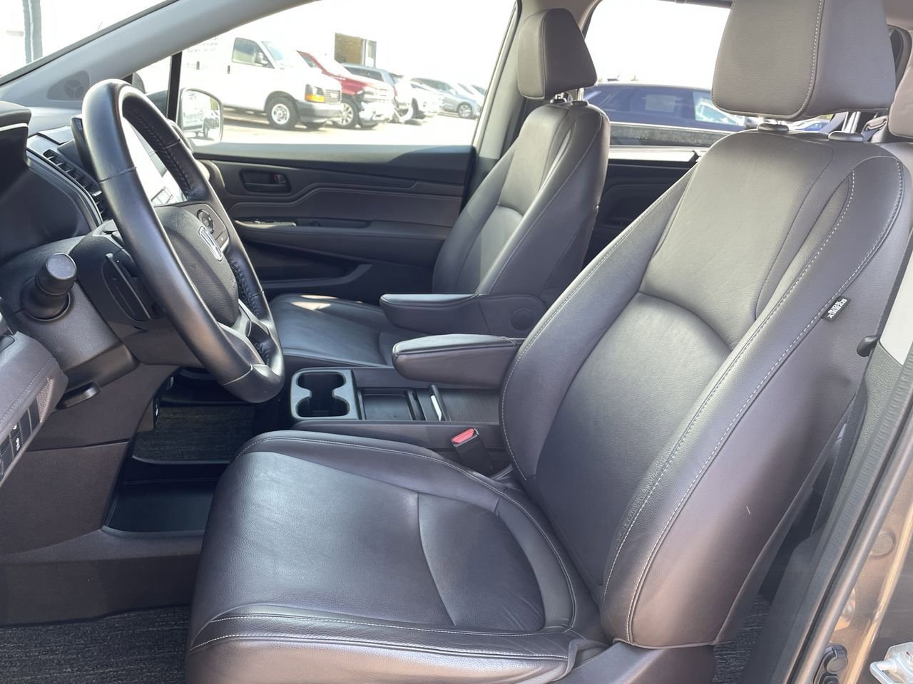 Thumbnail: 2022 Honda Odyssey - 12