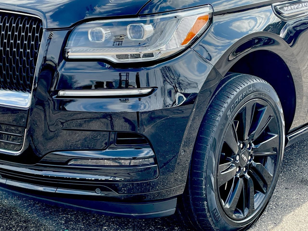 Thumbnail: 2024 Lincoln Navigator L - 38