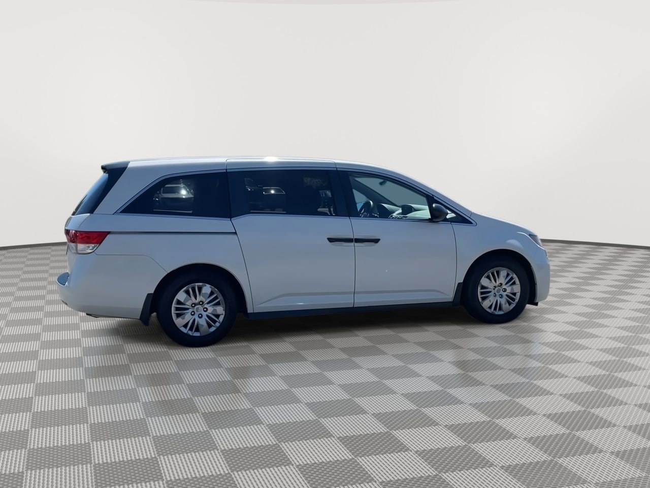 Thumbnail: 2016 Honda Odyssey - 9