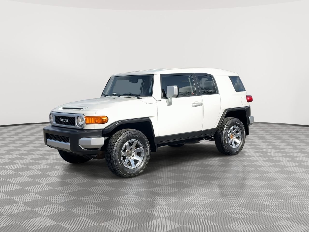 Thumbnail: 2014 Toyota FJ Cruiser - 4