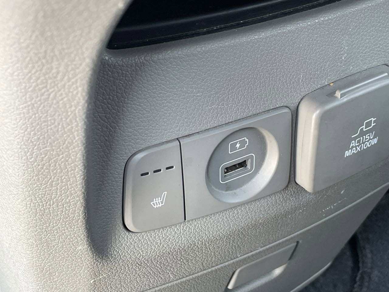 Thumbnail: 2016 Kia Sedona - 22