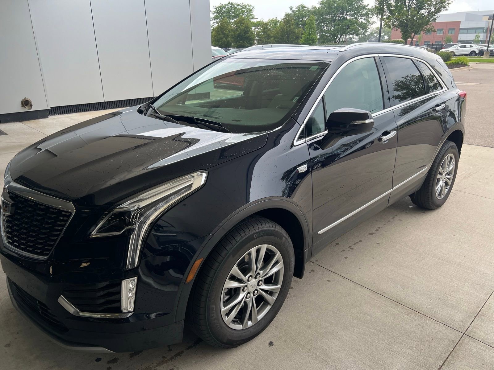 Thumbnail: 2022 Cadillac XT5 - 1