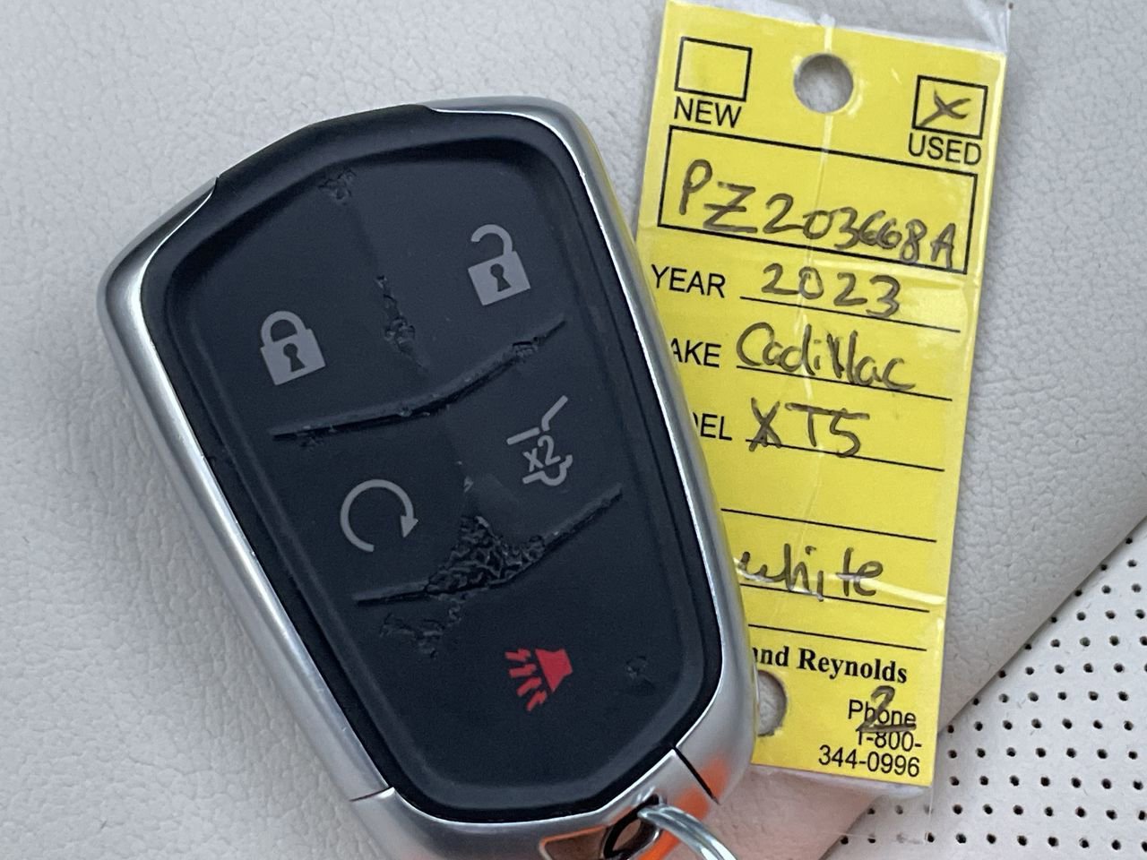 Thumbnail: 2023 Cadillac XT5 - 33