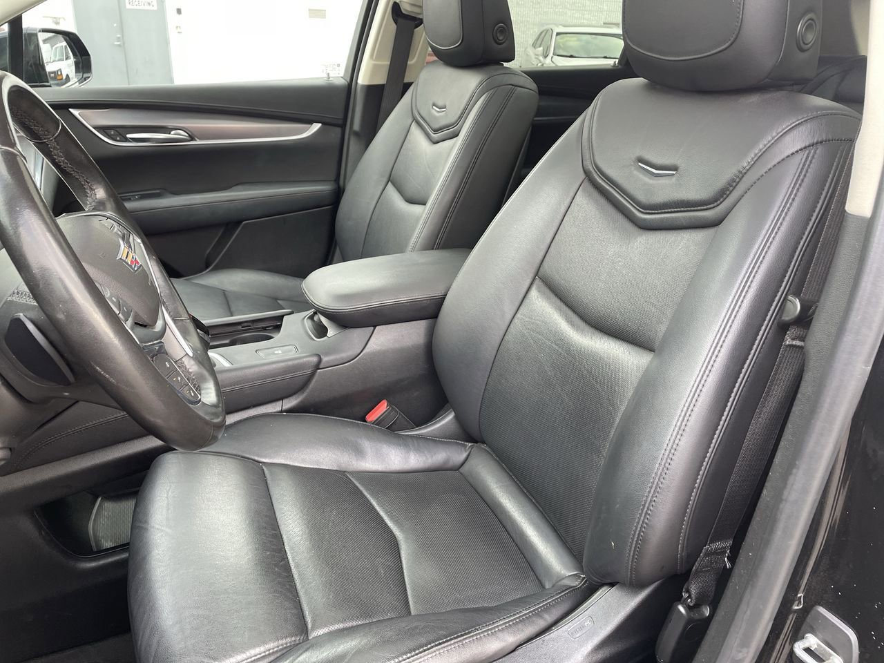 Thumbnail: 2019 Cadillac XT5 - 12