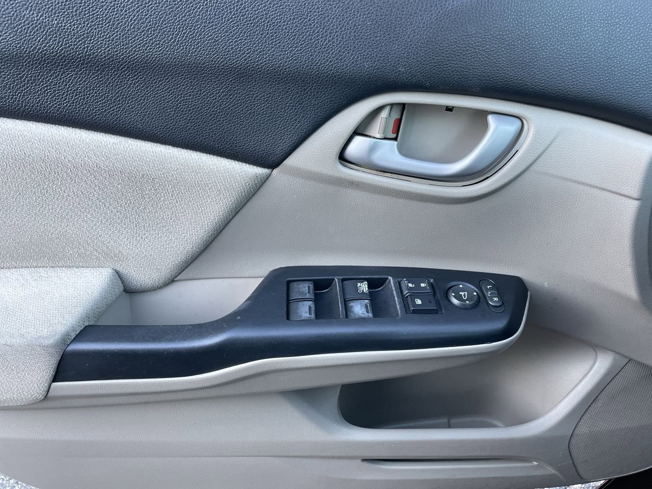 Thumbnail: 2013 Honda Civic - 28