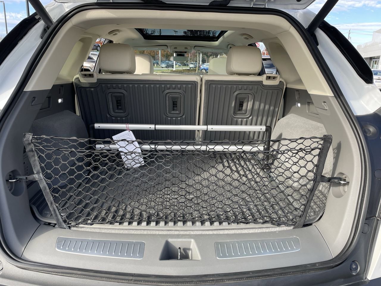 Thumbnail: 2025 Cadillac XT5 - 17