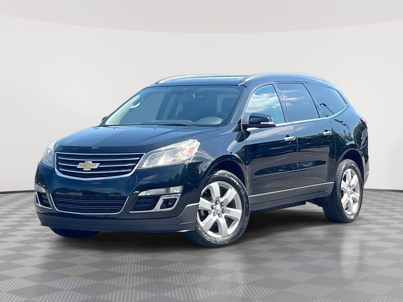 Thumbnail: 2016 Chevrolet Traverse - 1