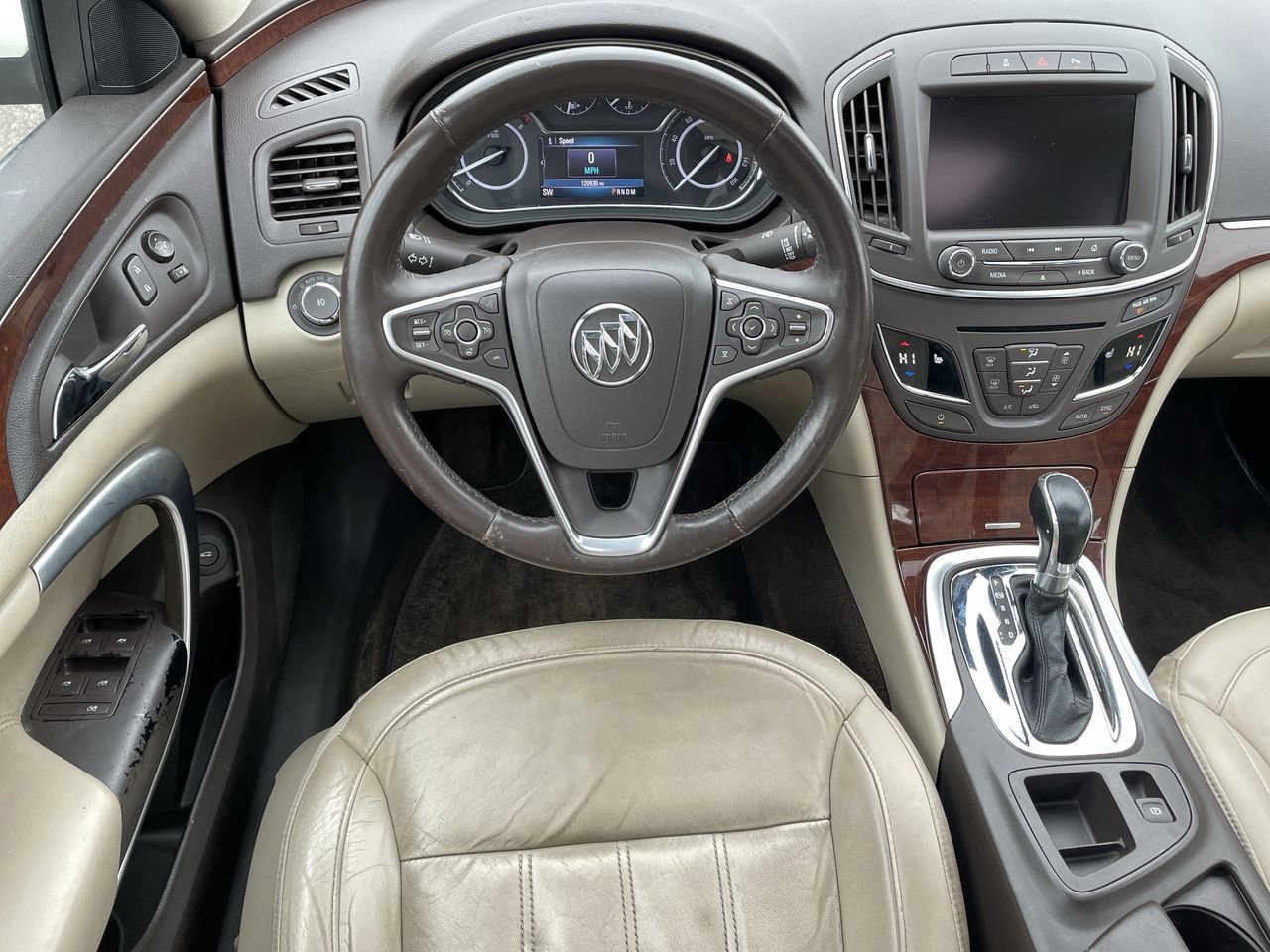 Thumbnail: 2014 Buick Regal - 11