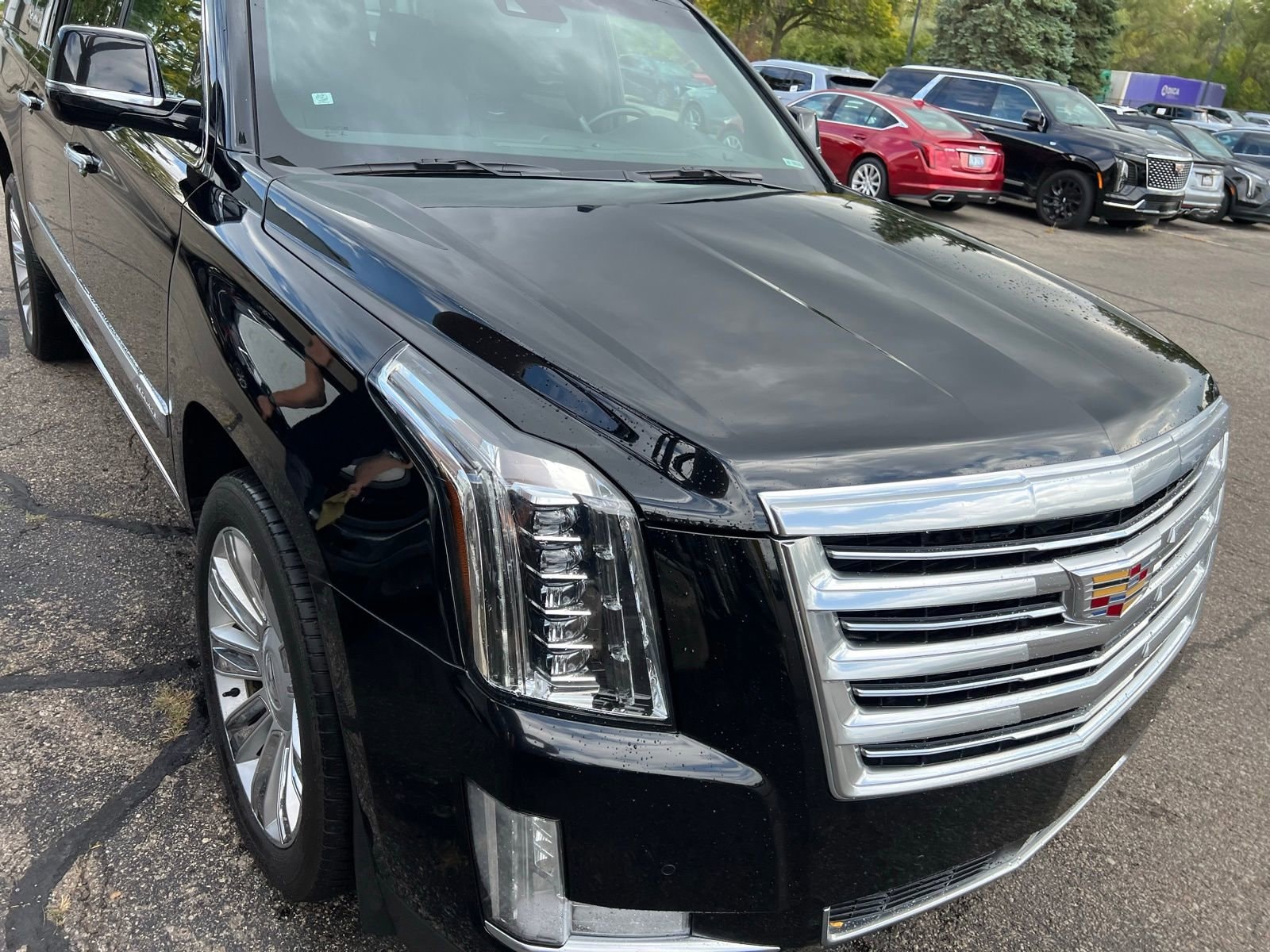 Thumbnail: 2016 Cadillac Escalade - 4
