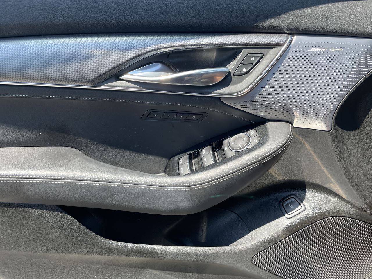 Thumbnail: 2022 Cadillac CT5 - 33