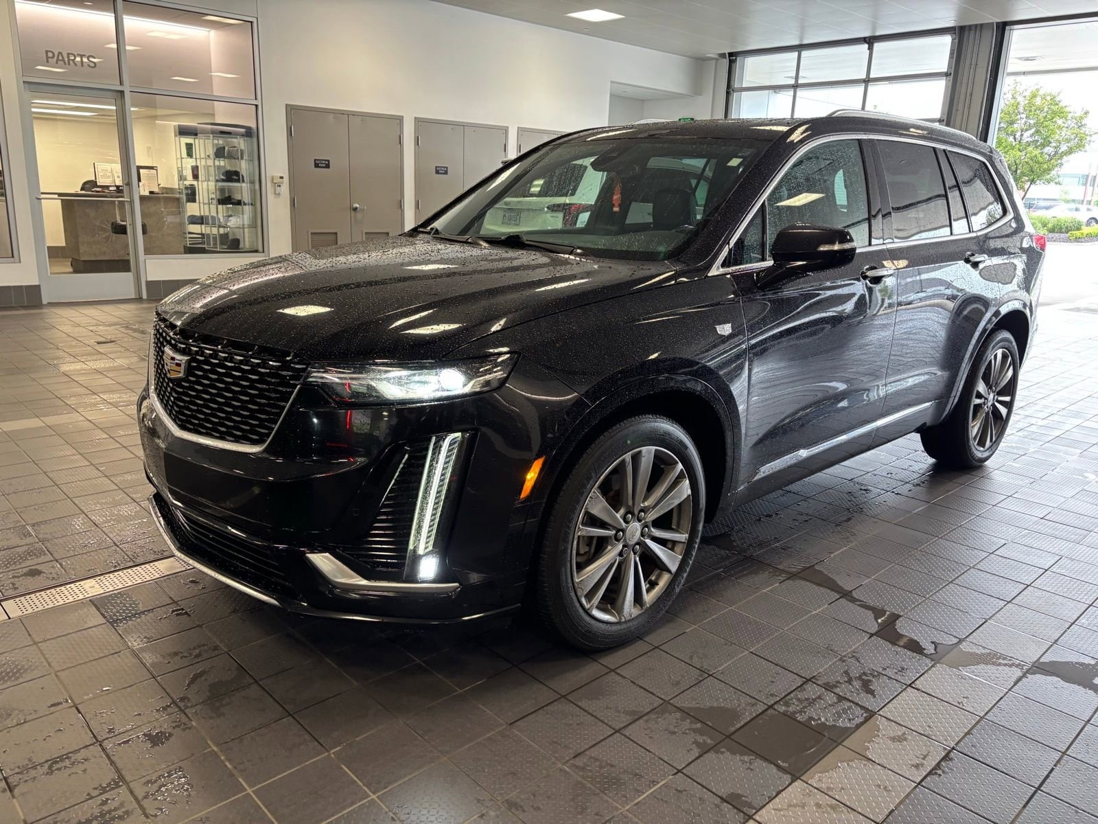 Thumbnail: 2020 Cadillac XT6 - 1