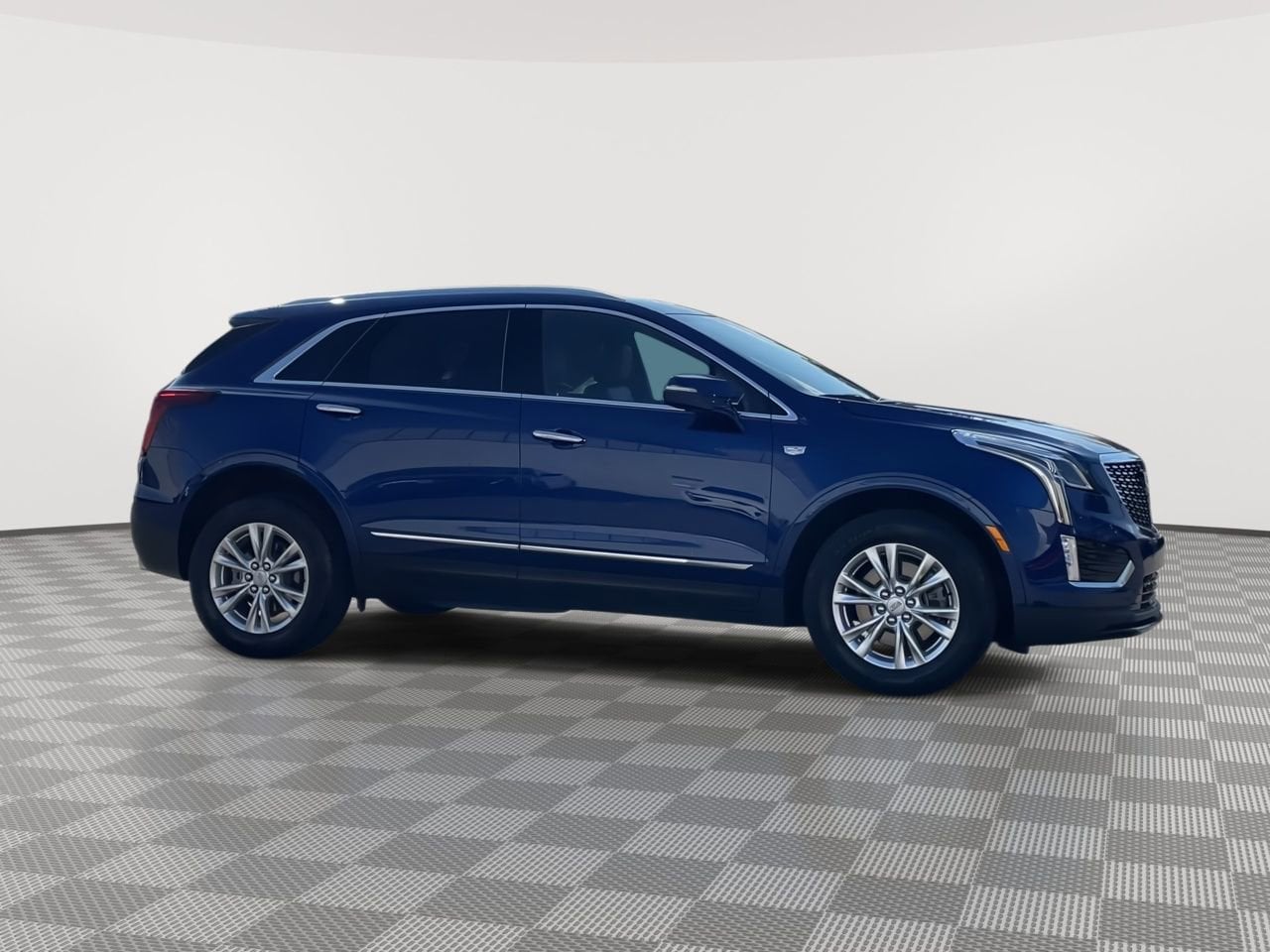 Thumbnail: 2024 Cadillac XT5 - 8