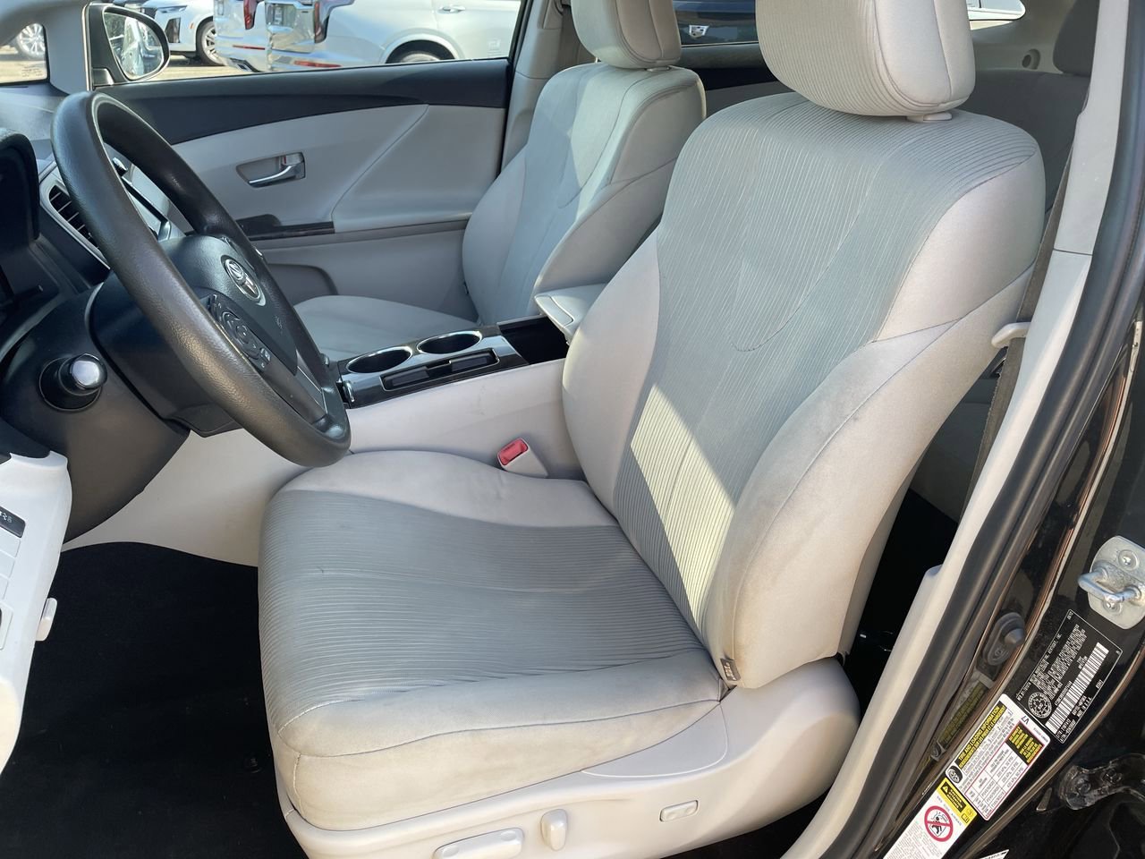 Thumbnail: 2013 Toyota Venza - 12