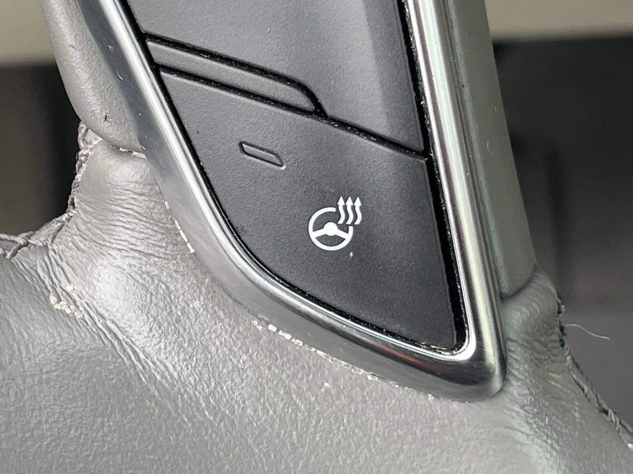 Thumbnail: 2023 Cadillac XT5 - 24