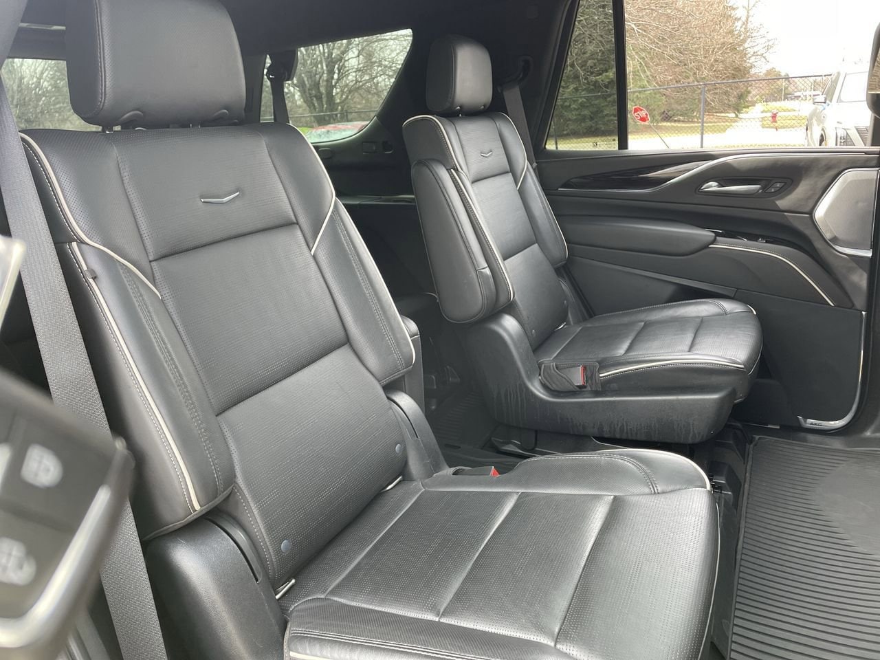 Thumbnail: 2022 Cadillac Escalade - 15