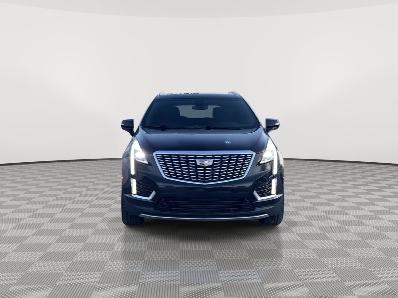 Thumbnail: 2020 Cadillac XT5 - 3