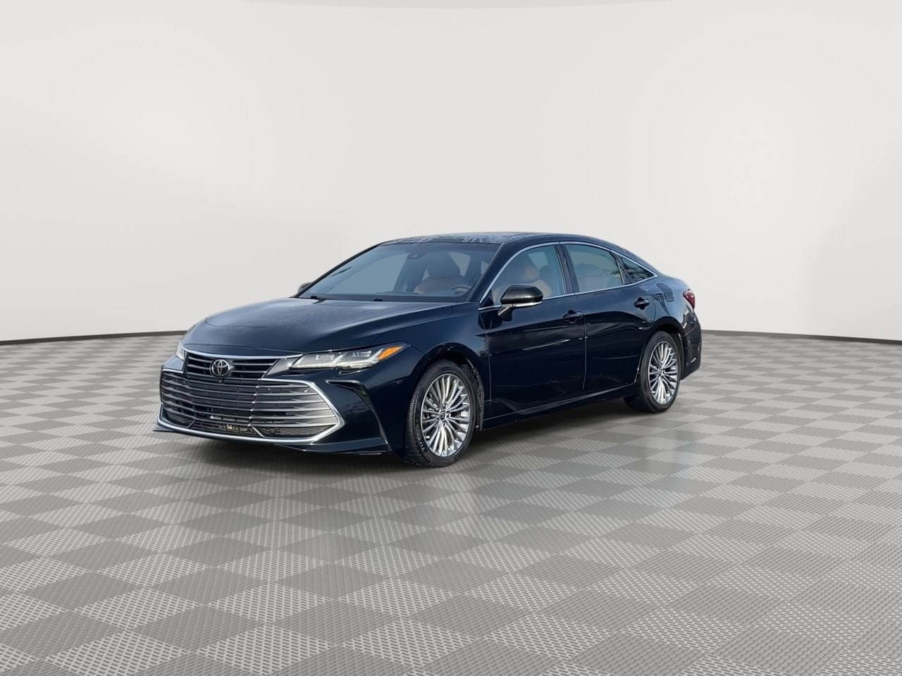 Thumbnail: 2022 Toyota Avalon - 4