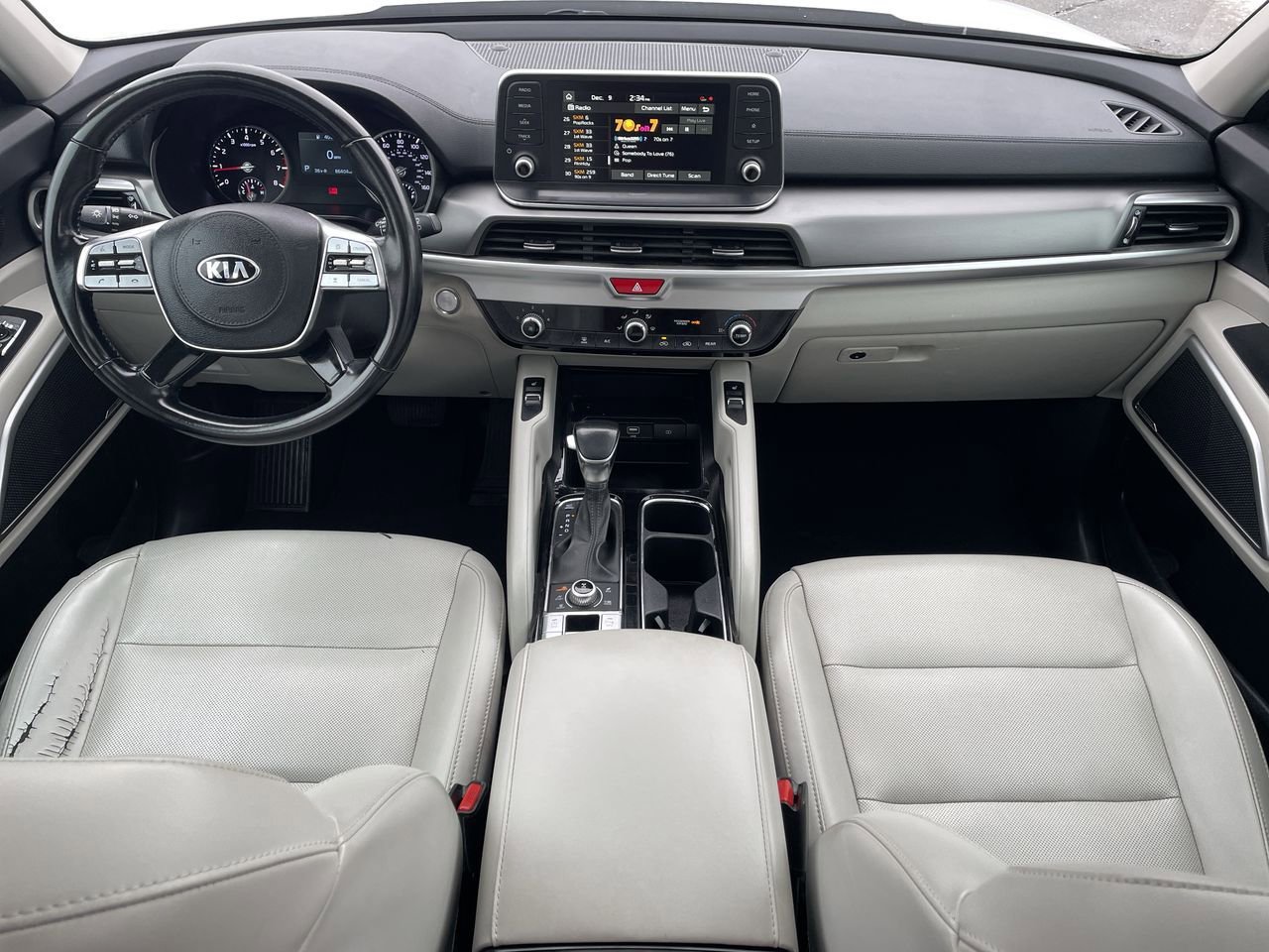 Thumbnail: 2021 Kia Telluride - 24