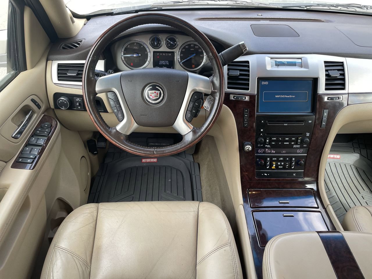 Thumbnail: 2010 Cadillac Escalade - 11