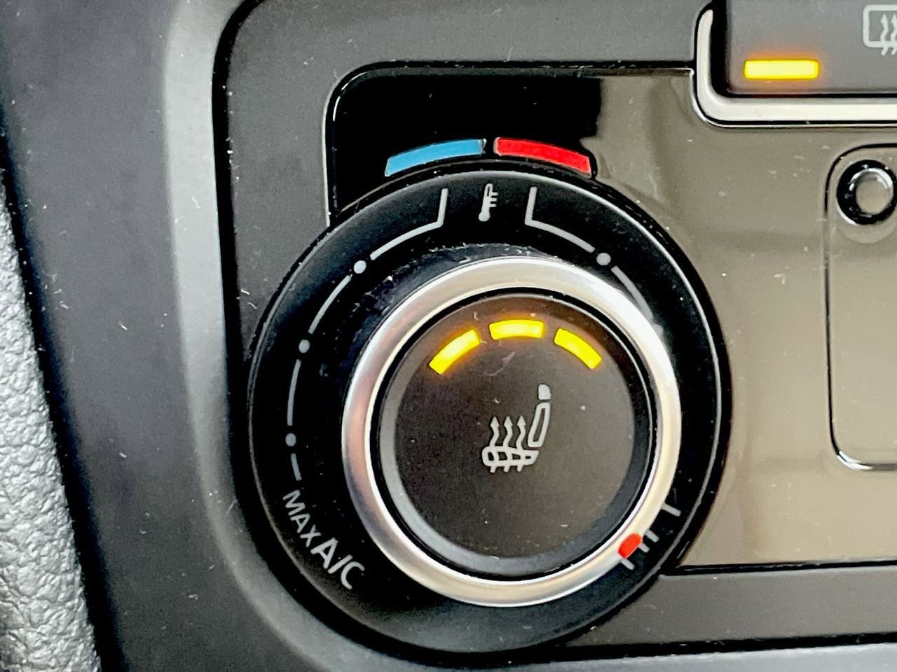 Thumbnail: 2013 Volkswagen Jetta - 20