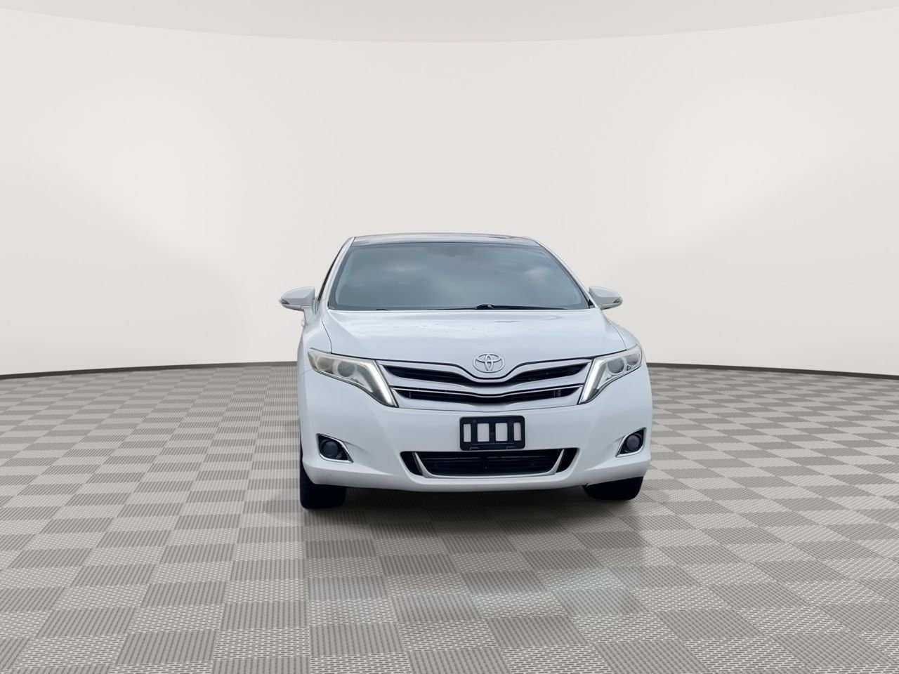 Thumbnail: 2013 Toyota Venza - 3