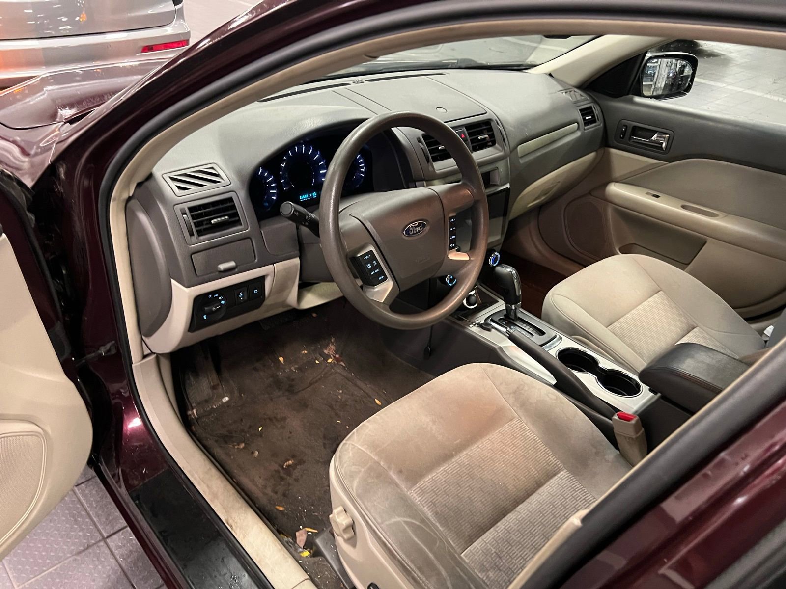 Thumbnail: 2011 Ford Fusion - 3