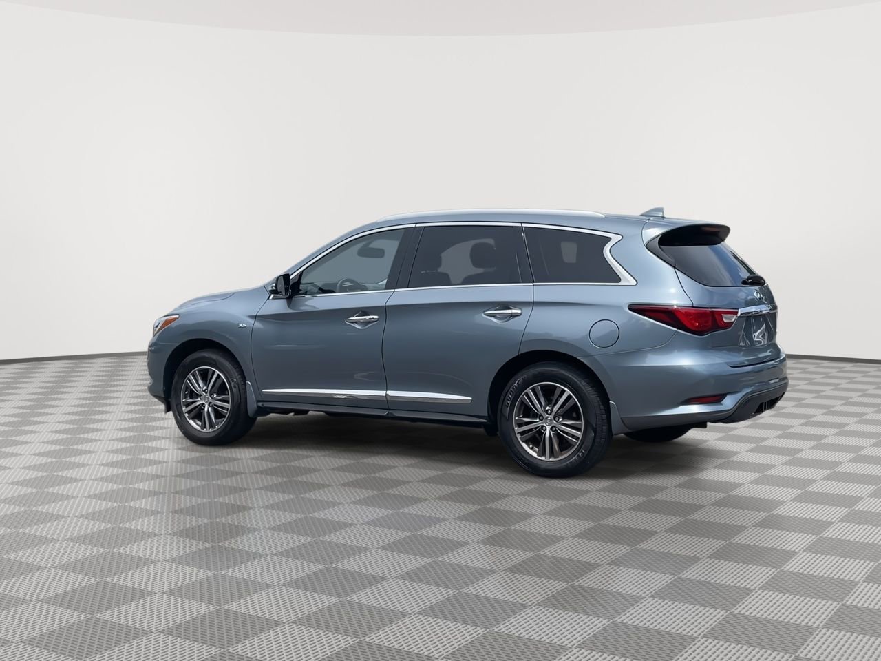 Thumbnail: 2018 INFINITI QX60 - 6