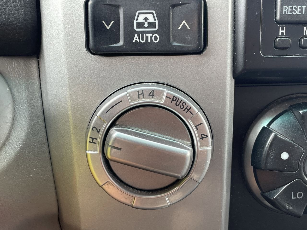 Thumbnail: 2008 Toyota 4Runner - 22